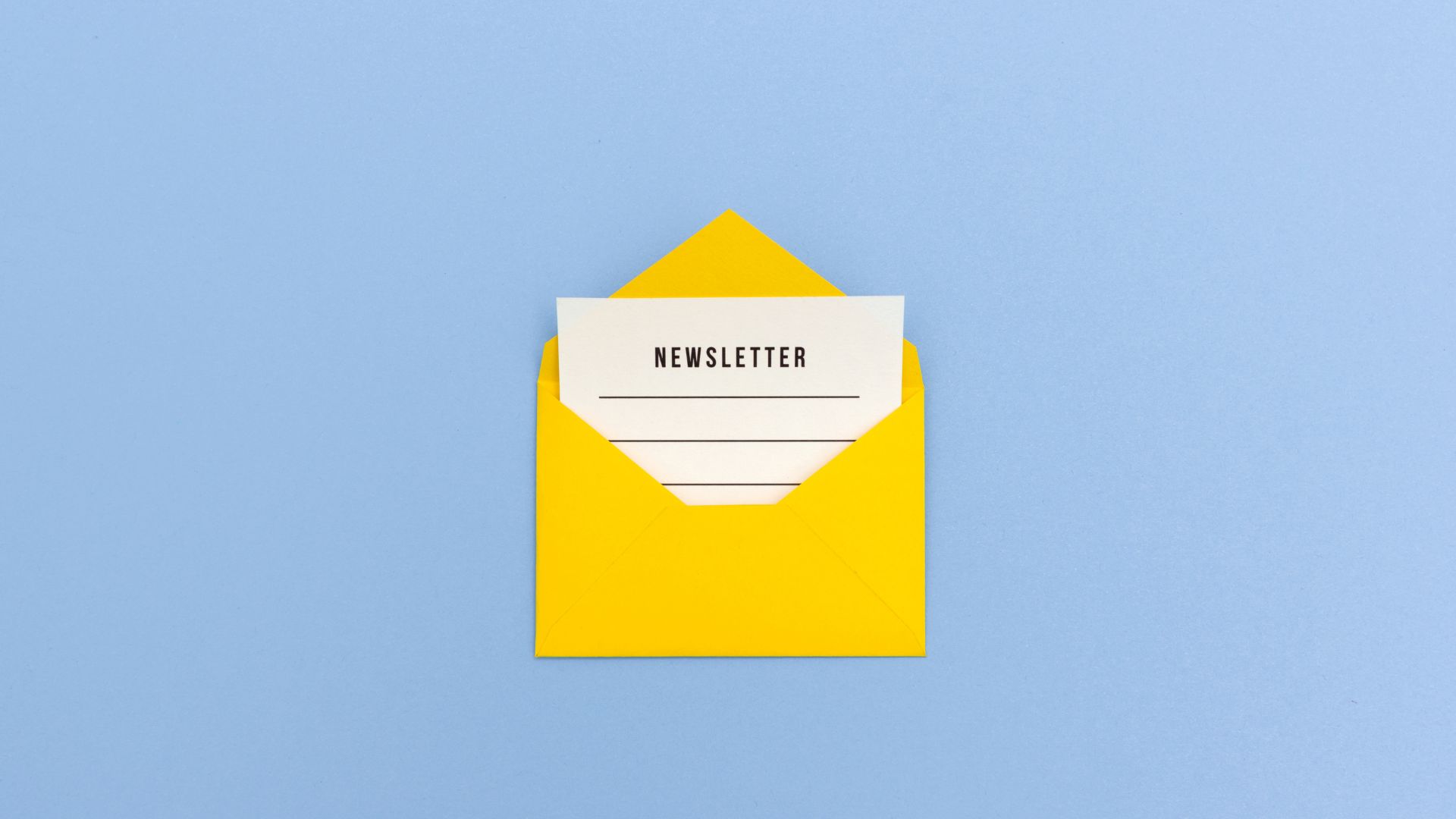 Yellow envelope with a letter on a blue background, representing the newsletter for the website.