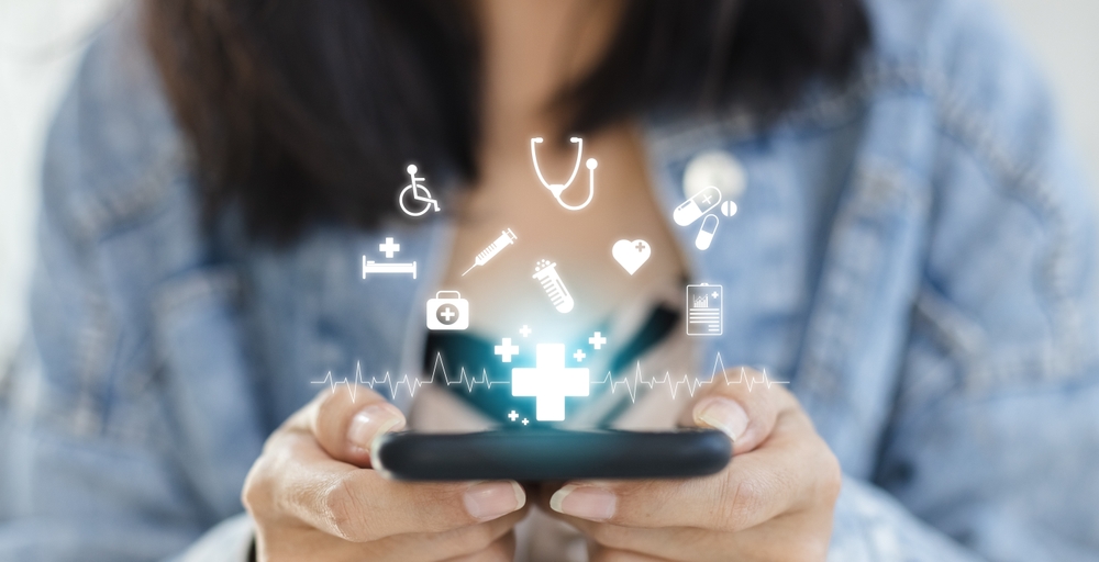 Infographic illustrating strategies to enhance the uniqueness of a healthcare app in a competitive market.